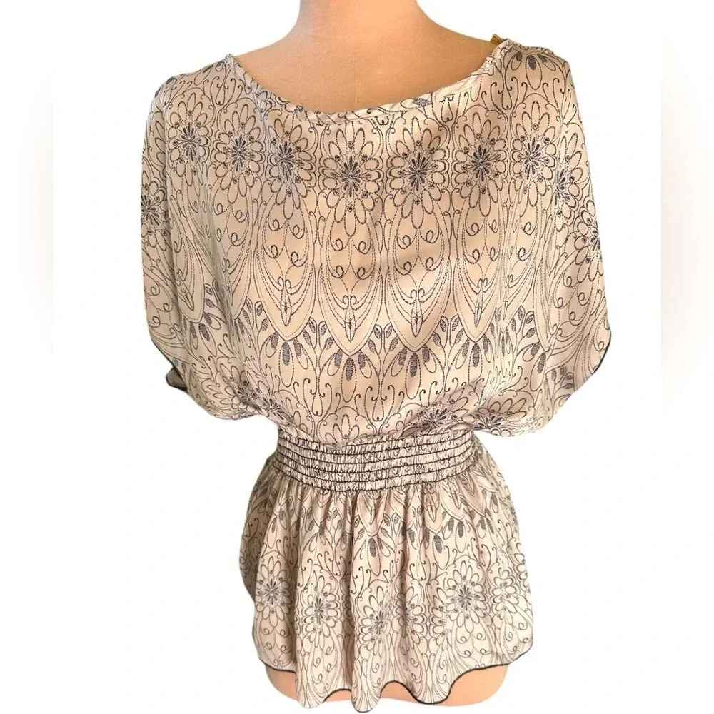 Marshmallow Cream Black Floral Smocked Waist Blouse Top Size Medium